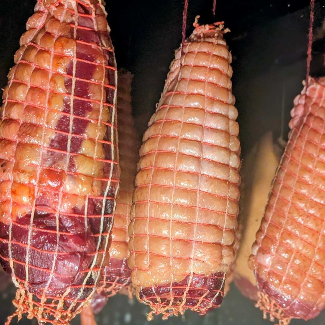 Fast fertig geräuchert die leckere Gänsebrust